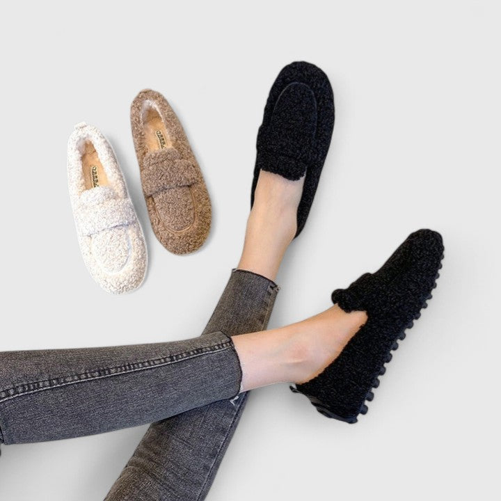 Elodie™ Luxe lammeskind hjemmesko – Varme & Skridsikre