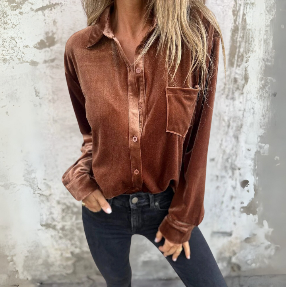 THE FLEUR VELVET SHIRT